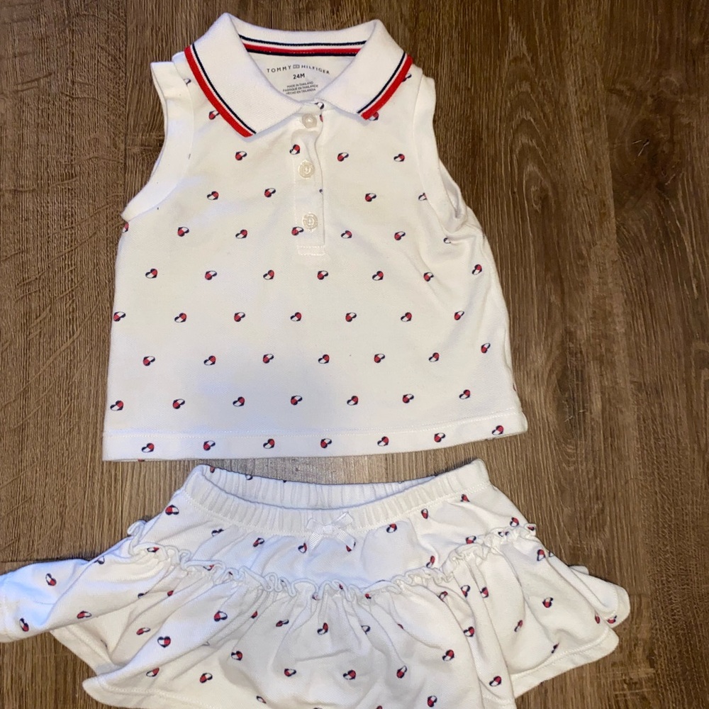 Tommy Hilfiger Sleevleess Printed Pique Polo Shirt & Skirt Set